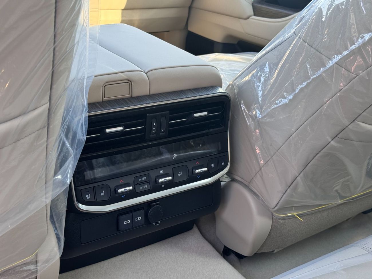 تويوتا لاند كروزر VX 3.5L