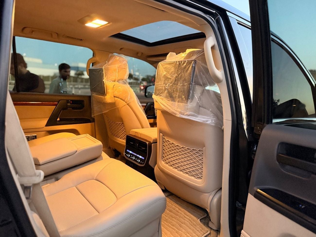 Toyota Land Cruiser GXR Landcruiser V6 4.0L Full Option 2018 Upgrade 2024