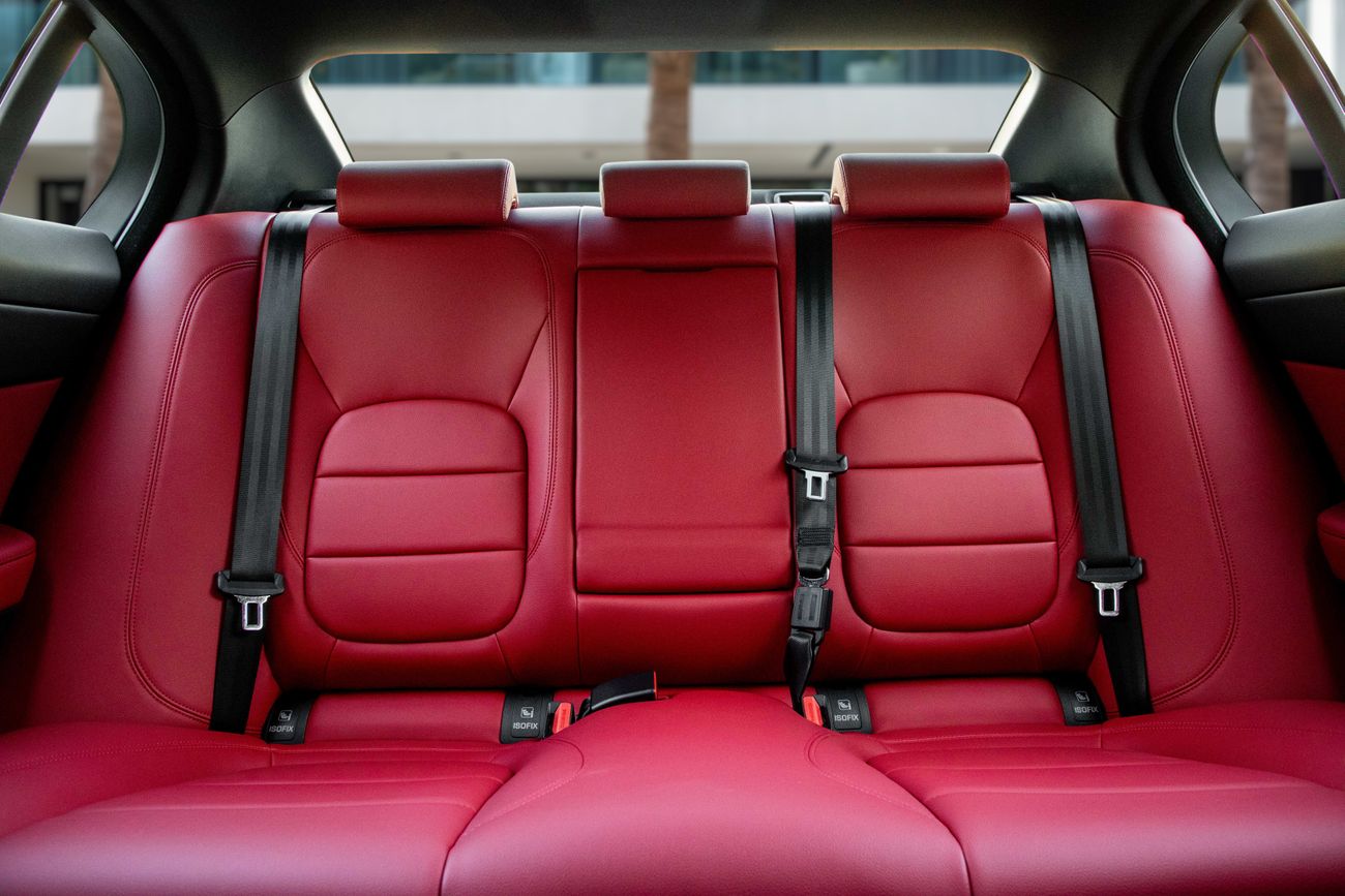 جاكوار XE XE L S P250 | 2,742 P.M | 0% Downpayment | Immaculate Condition!