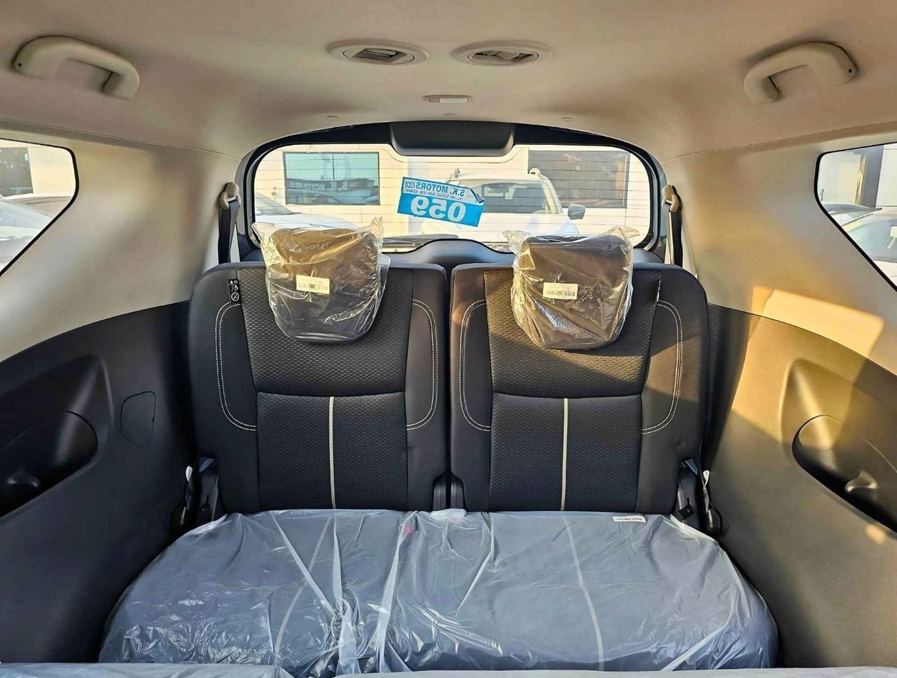 نيسان إكستيرا SE 7 SEATS / 2.5L PETROL V4 / LEATHER SEATS / PUSH START / 4WD (CODE # 69096)