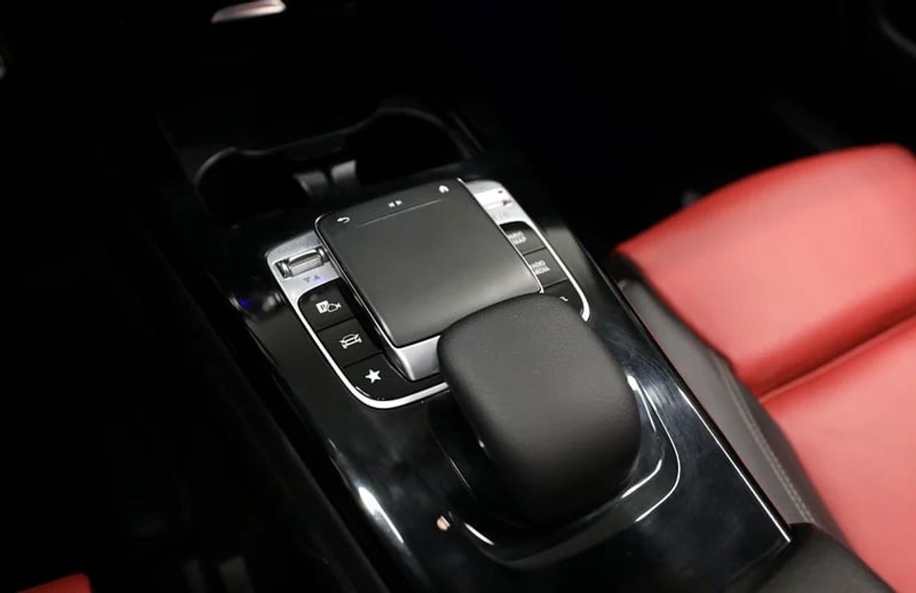 مرسيدس بنز A 200 GCC | 2,100 Monthly | Warranty Till | Free Insurance + Registration Ref#J341227