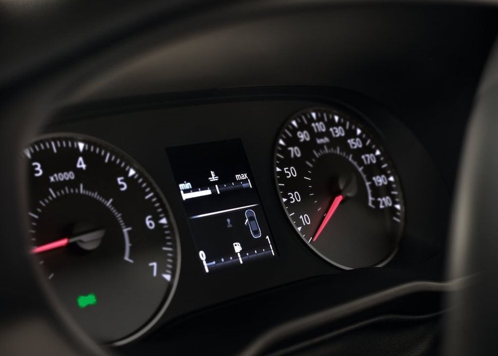 رينو داستر interior - Infotainment Cluster