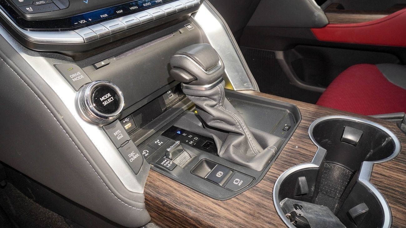 تويوتا لاند كروزر VXR TWIN TURBO 3.5L V6