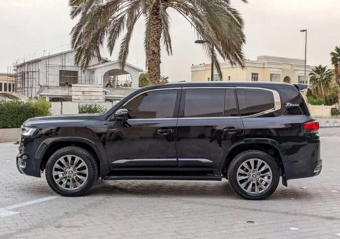 تويوتا لاند كروزر Toyota landcruise 2015Model Modified 2024Model GXR 4.0L Engine Colour Black Transmission Automatic I