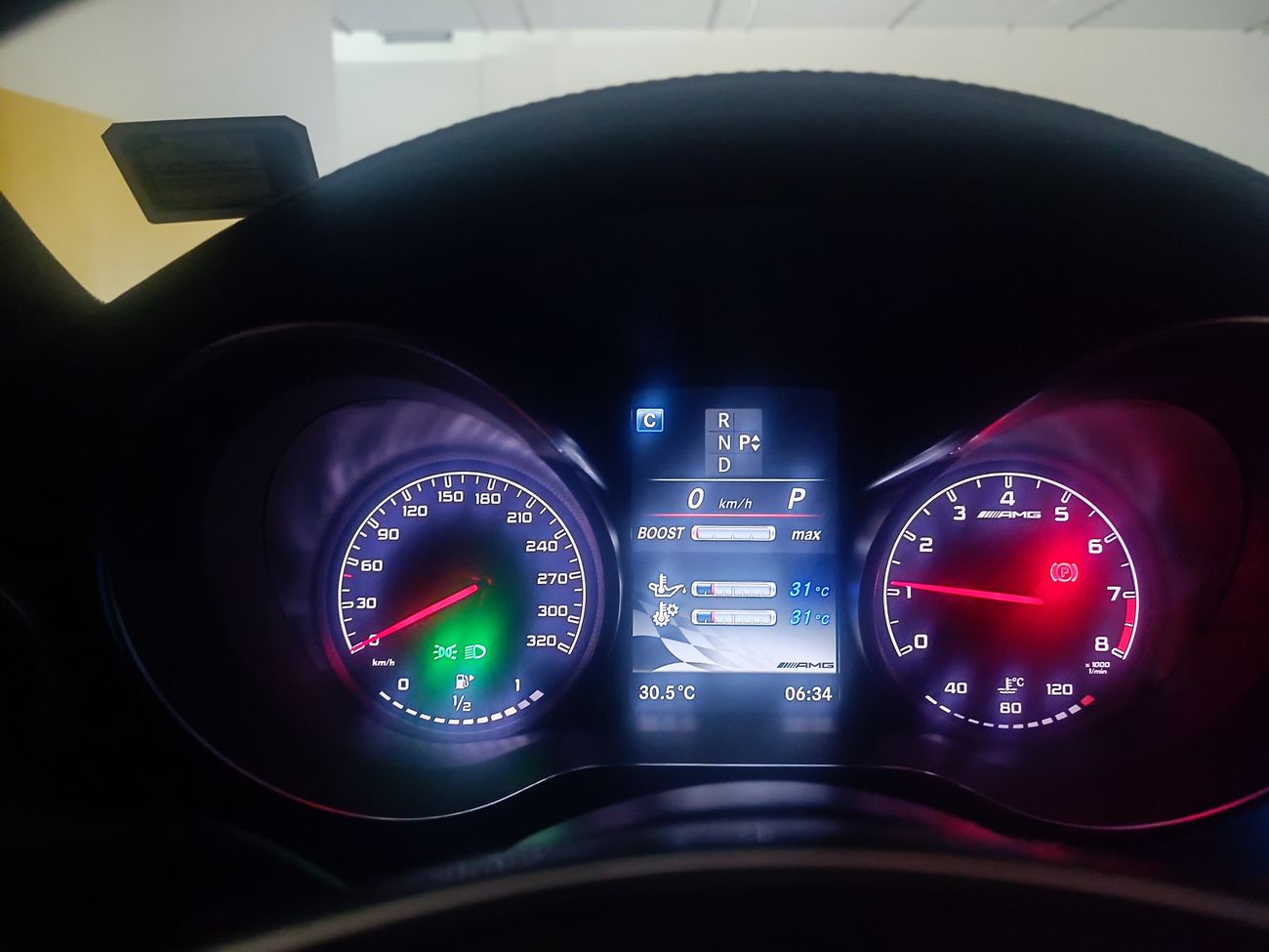 مرسيدس بنز C 63 كوبيه 2018 Mercedes-AMG C63 Coupe | Full Option | Factory Carbon Package | Priced to Sell