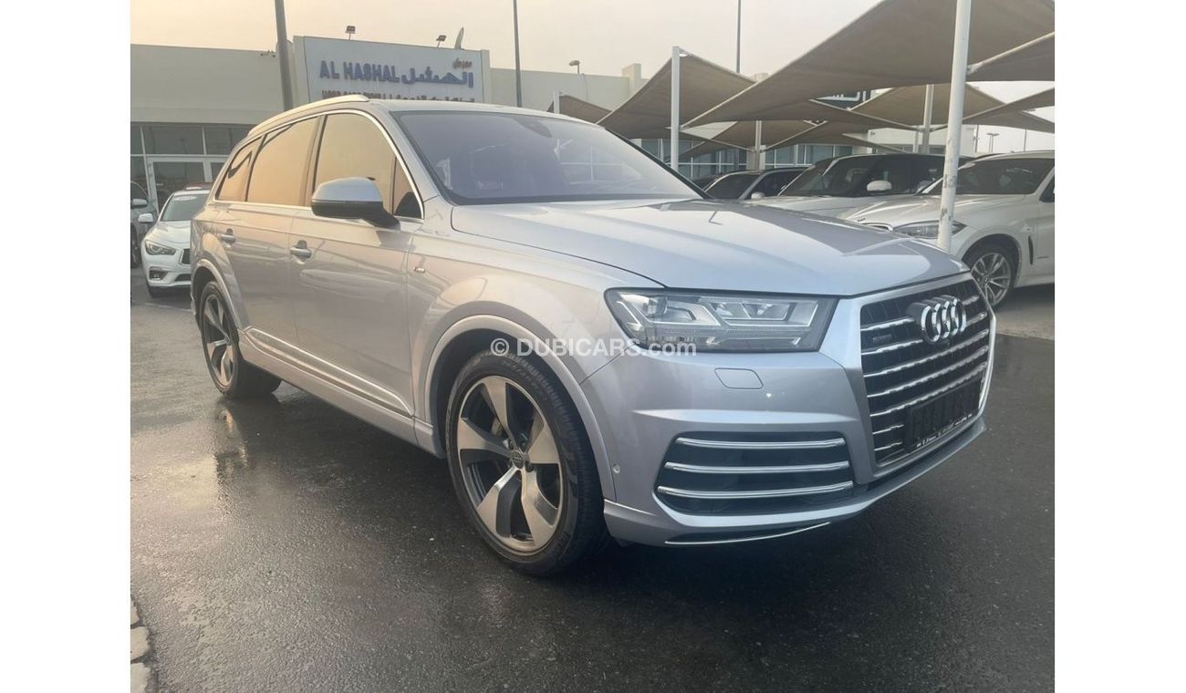 Audi Q7 45 TFSI quattro Luxury Plus Audi Q7 TFSI QUATTRO 45 SLINE _GCC_2016_Excellent Condition _Full option