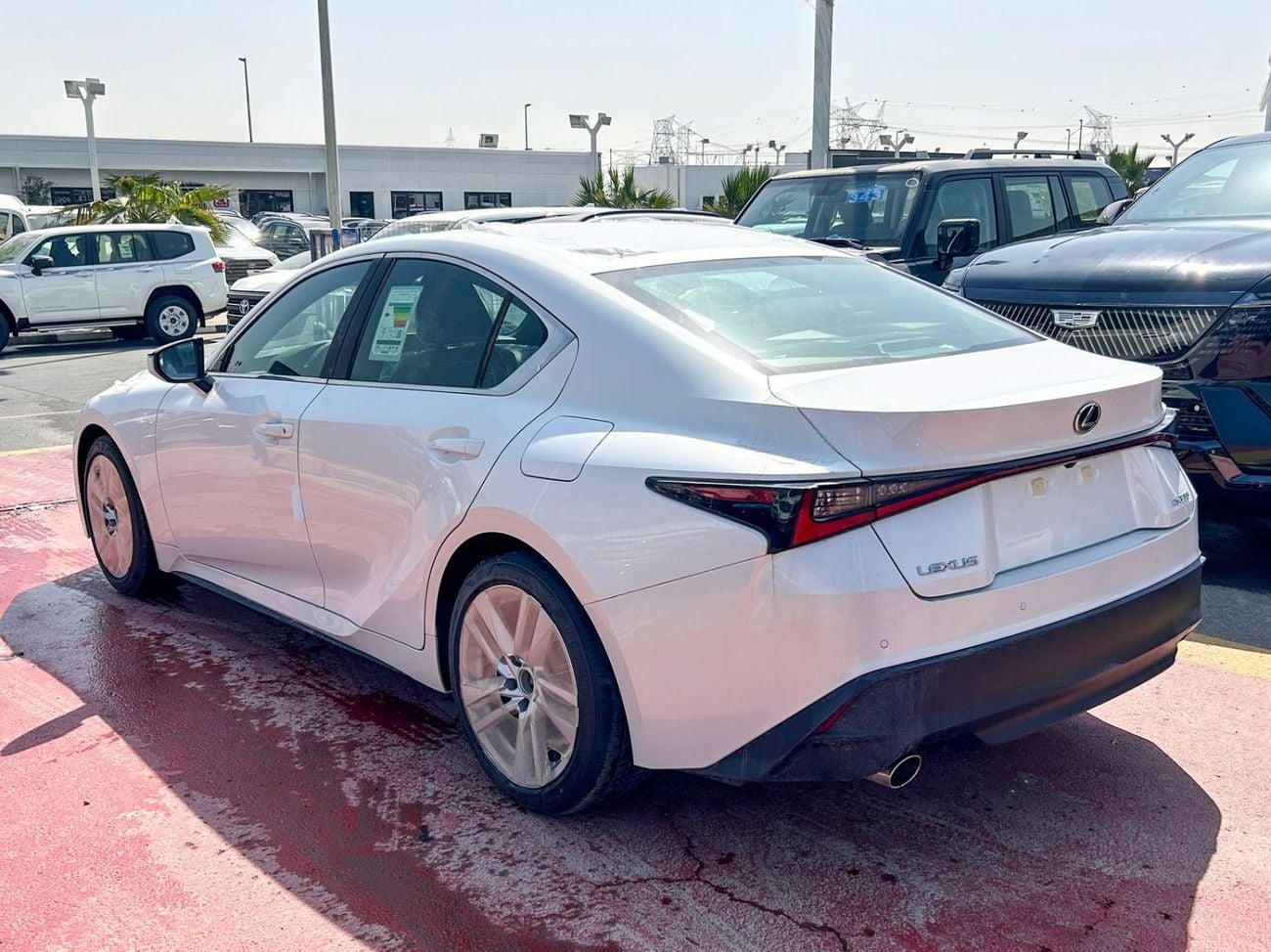 لكزس IS 300 2025 LEXUS IS300 2.0L PRIME GCC BRAND NEW 0KM