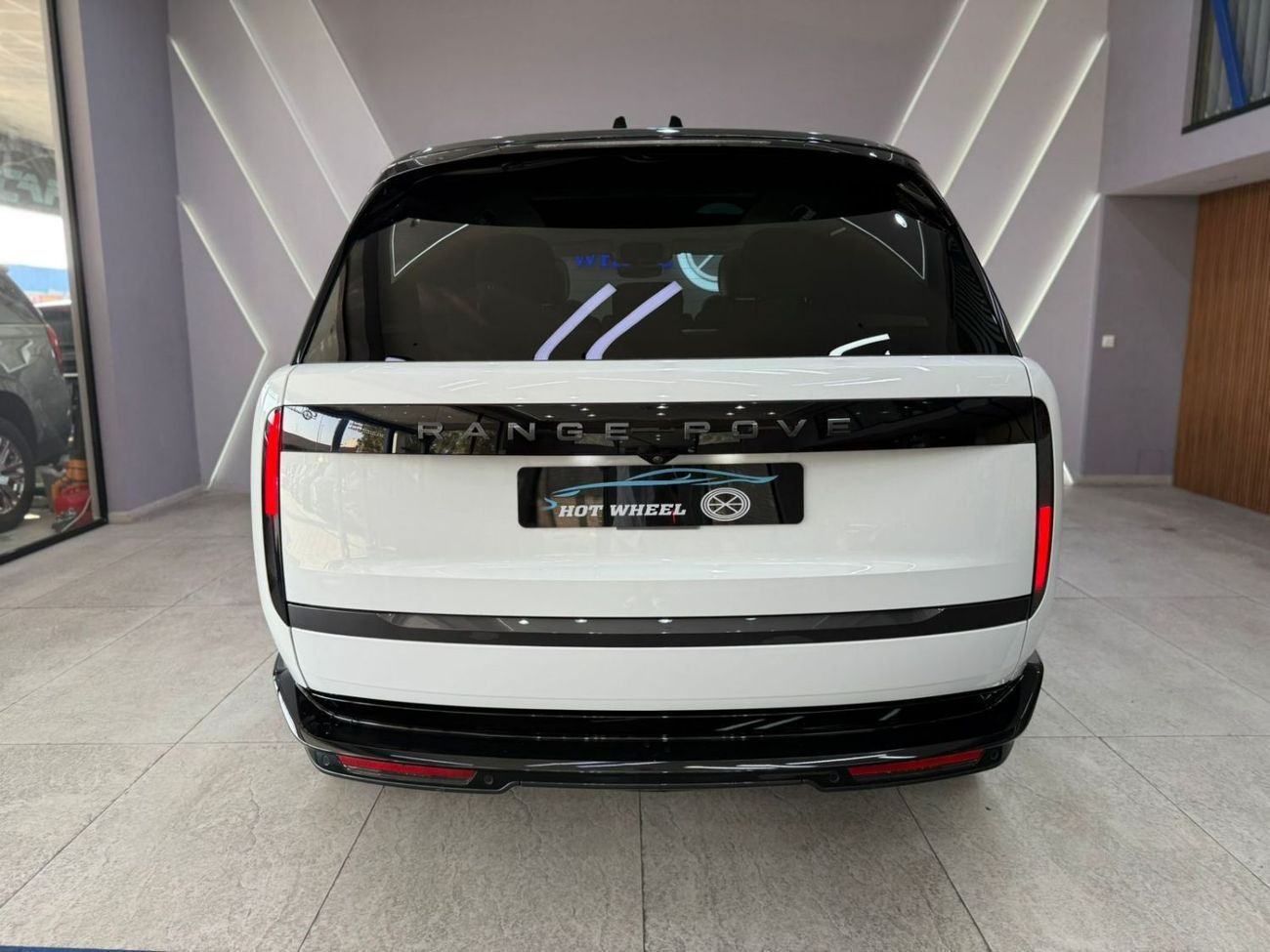 Land Rover Range Rover Vogue SE P530 - with warranty