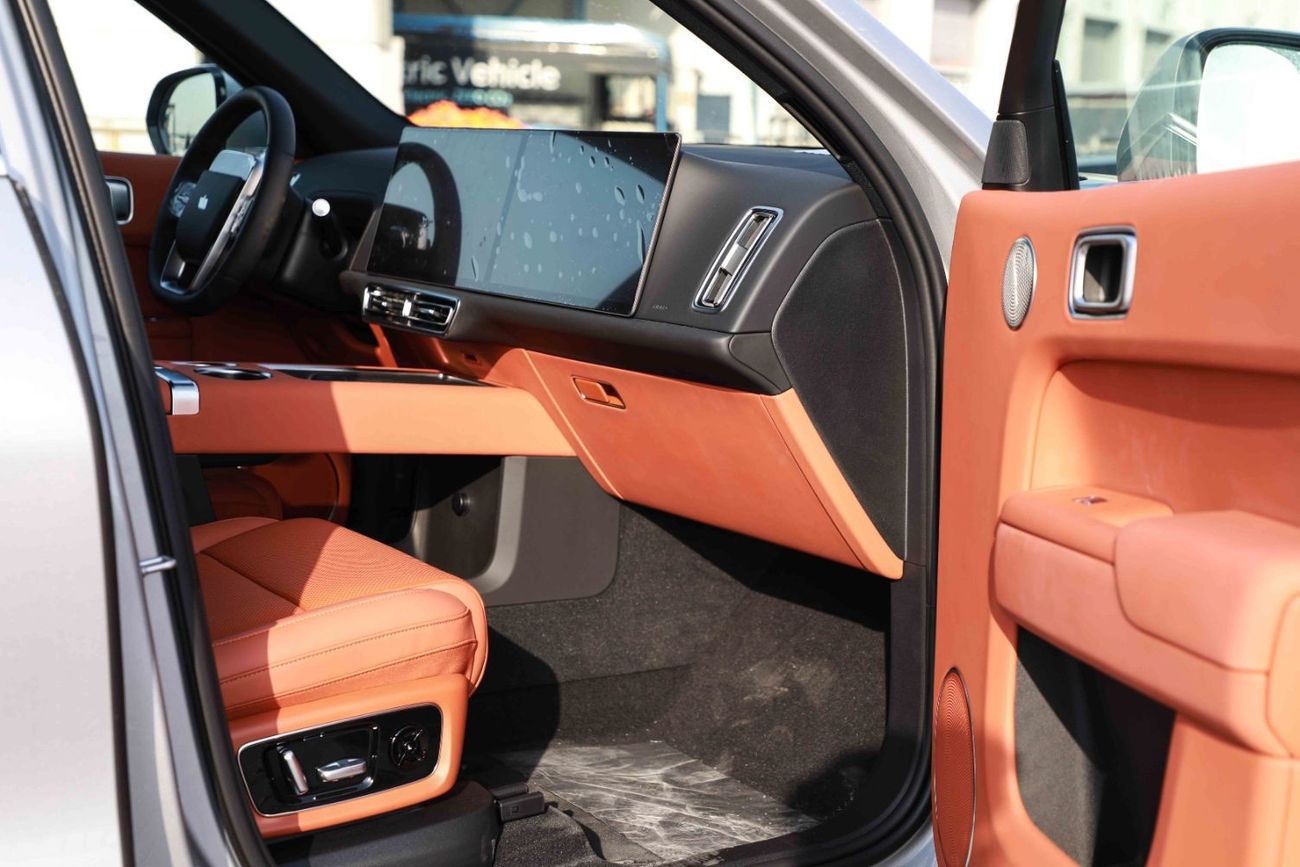 Li Auto L9 2024 Li Auto L9 ULTRA 1.5 - Silver inside Black & Orange | Export Only