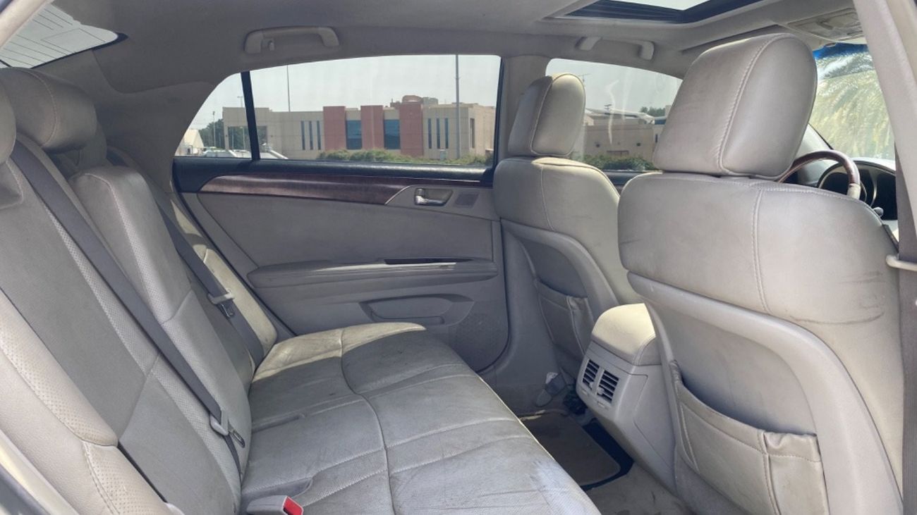 تويوتا افالون Full option