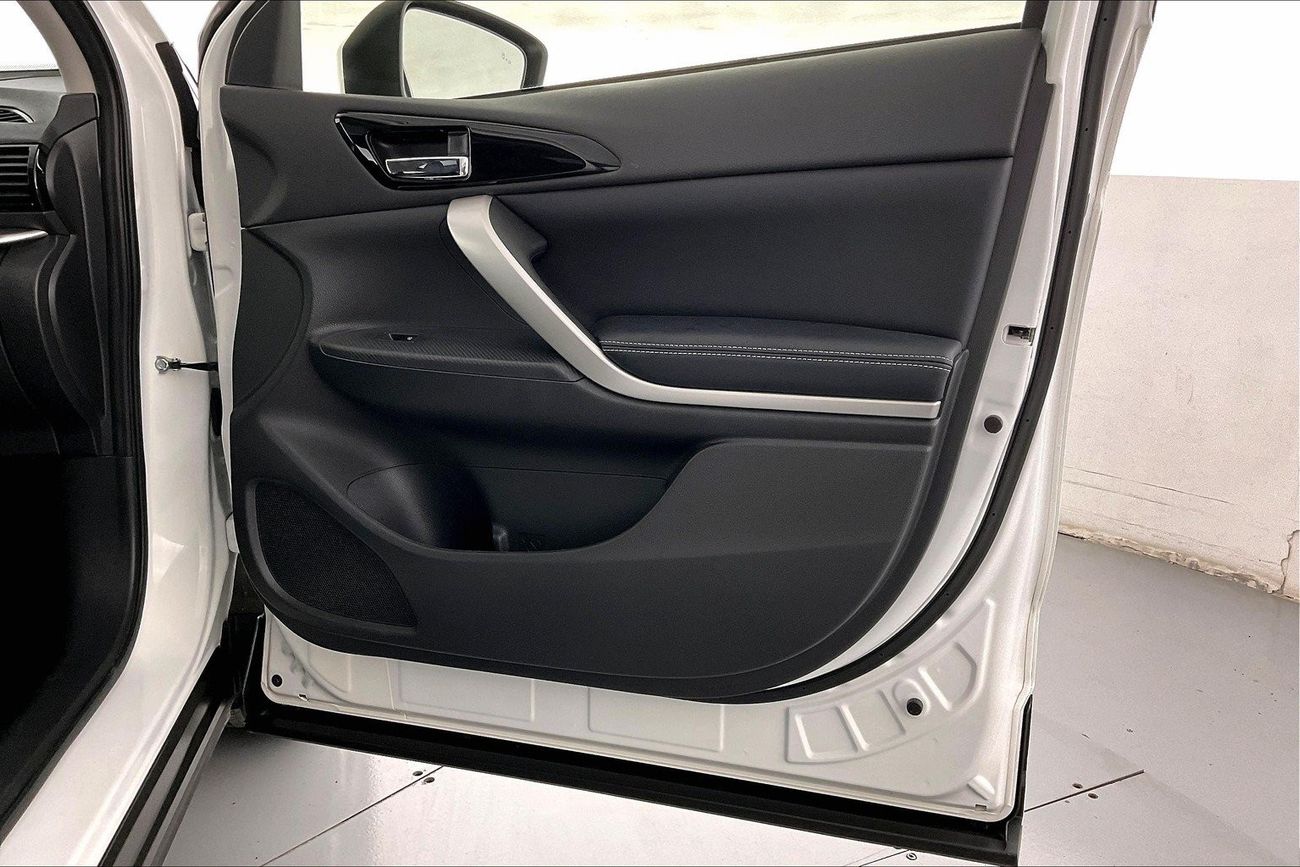 نيسان إكستيرا Titanium | ضمان مجاني لمدة عام | 0 دفعة أولى