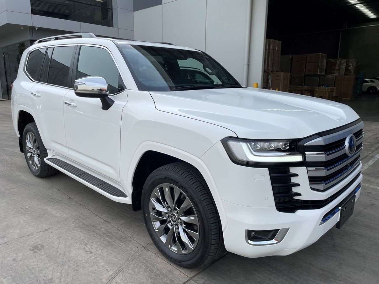 Toyota Land Cruiser (RIGHT HAND) 2025 ZX SAHARA 3.3L V6 TWIN TURBO 4X4 BRAND NEW 0KM