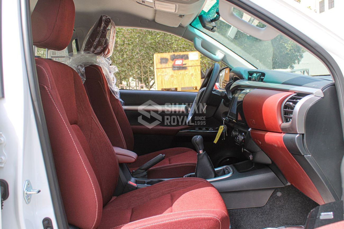 Toyota Hilux LHD 2.7L PETROL GLXS-G 4WD MT DC 2025MY