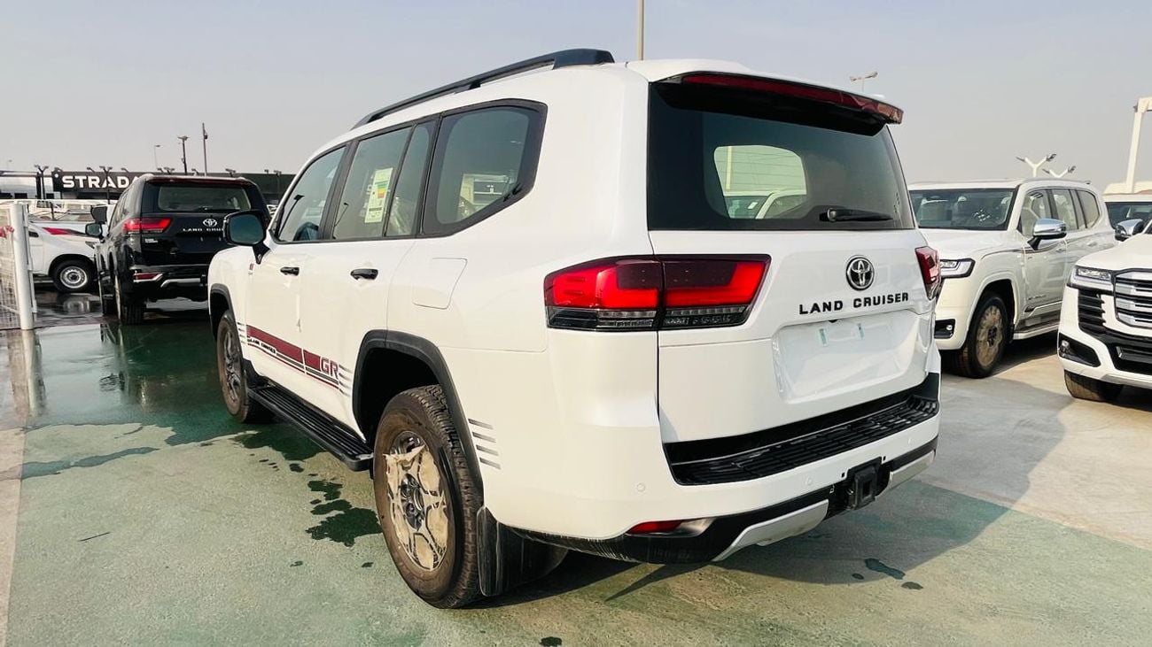 Toyota Land Cruiser GR SPORT