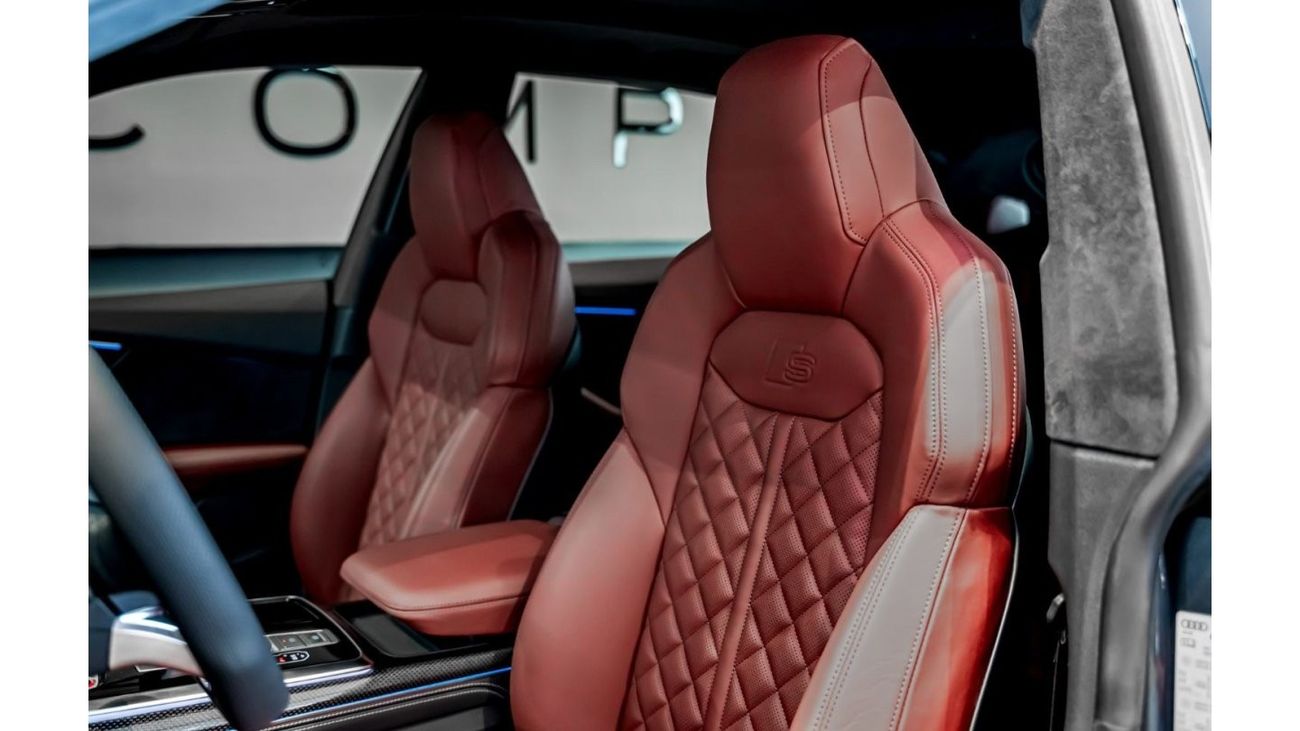 أودي SQ8 2023 Audi SQ8, 2026 Audi Warranty, 2028 Audi Service Contract, Low KMs, GCC