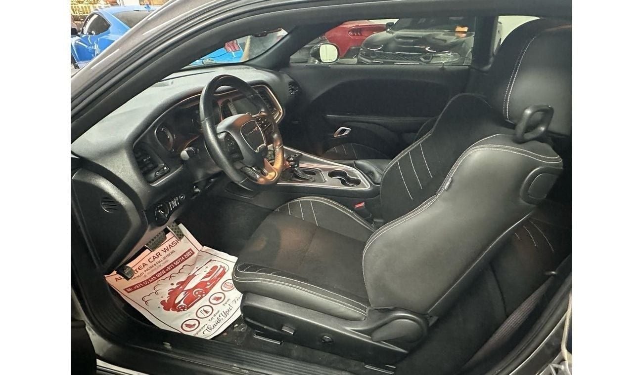 Dodge Challenger R/T 5.7L (370 HP)