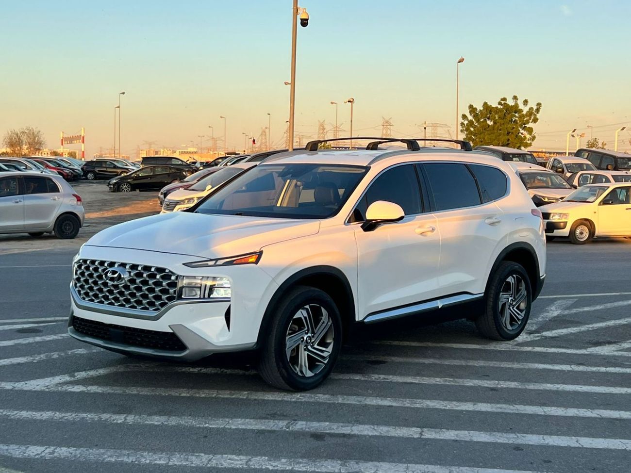 Hyundai Santa Fe 2022 Hyundai Santafe SEL  2.4L V4 - Rear Camera & Sensor - Leather Seats -