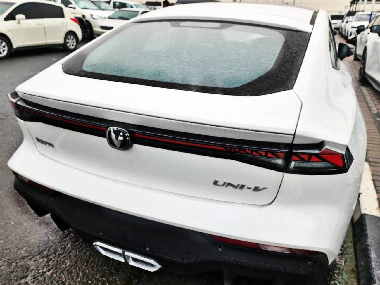 Changan UNI-V LIMITED 1.5 L - 4 CYL TURBOCHARGED - 185 HP