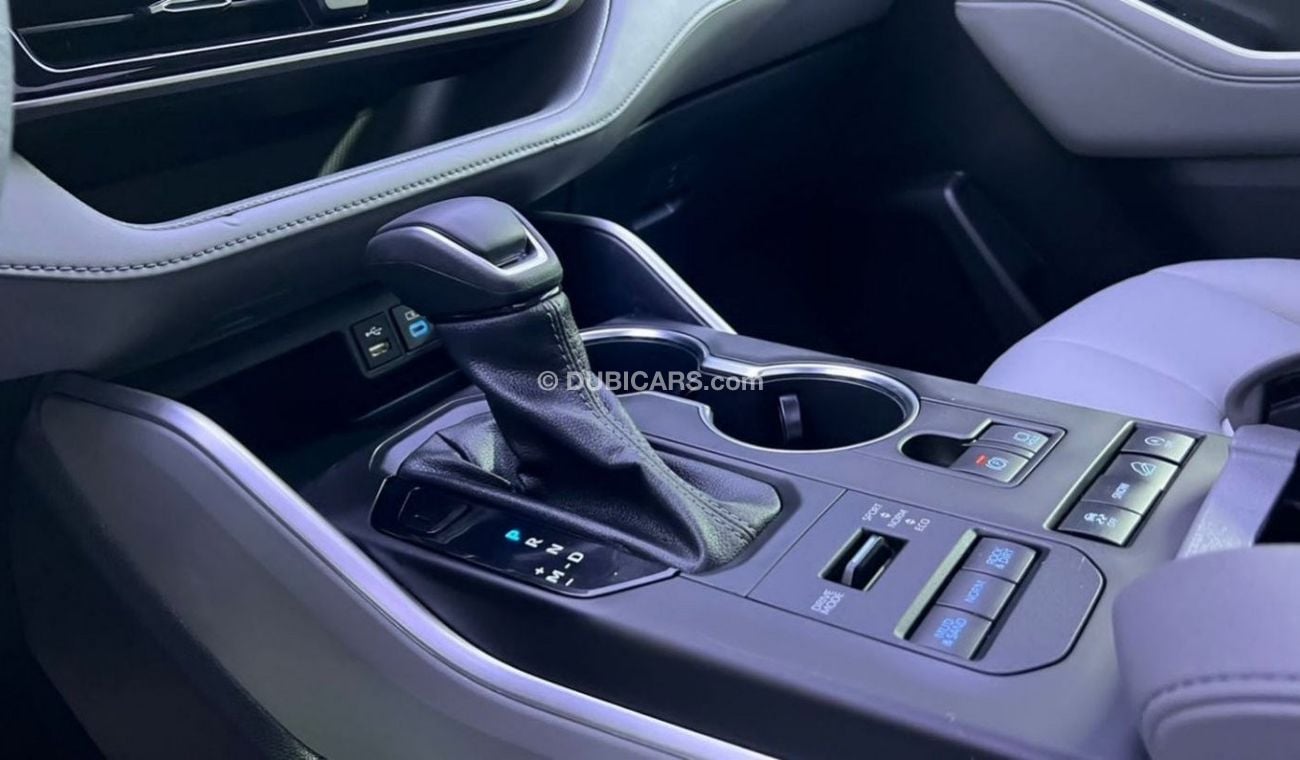 Toyota Highlander 2022 Toyota Highlander XLE AWD 4x4 Full Option Without Paint