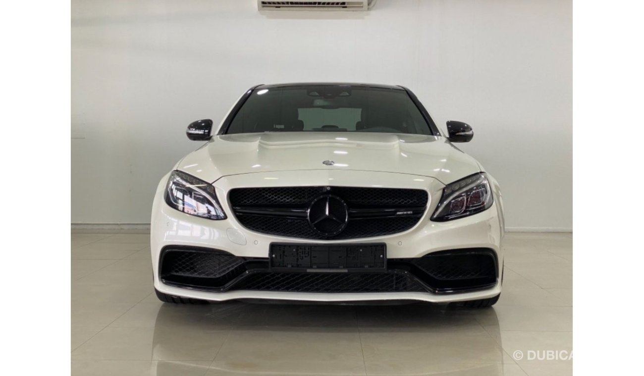 Mercedes-Benz C 63 AMG Carbon Fiber 2015 GCC