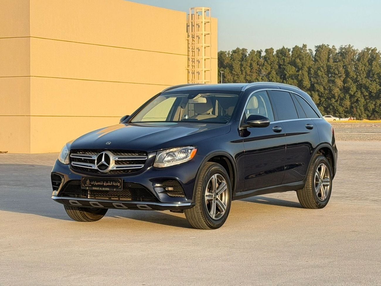 مرسيدس بنز GLC 300 4MATIC 2.0L