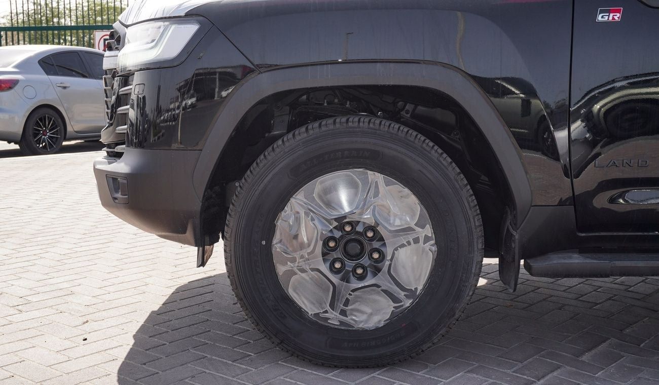 تويوتا لاند كروزر GR Sport TWIN TURBO 3.3L Diesel
