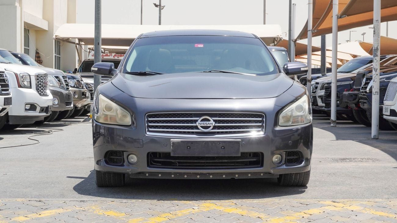 نيسان ماكسيما