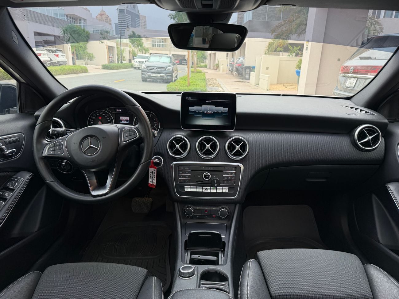 مرسيدس بنز A 200 A45 AMG (Kit)