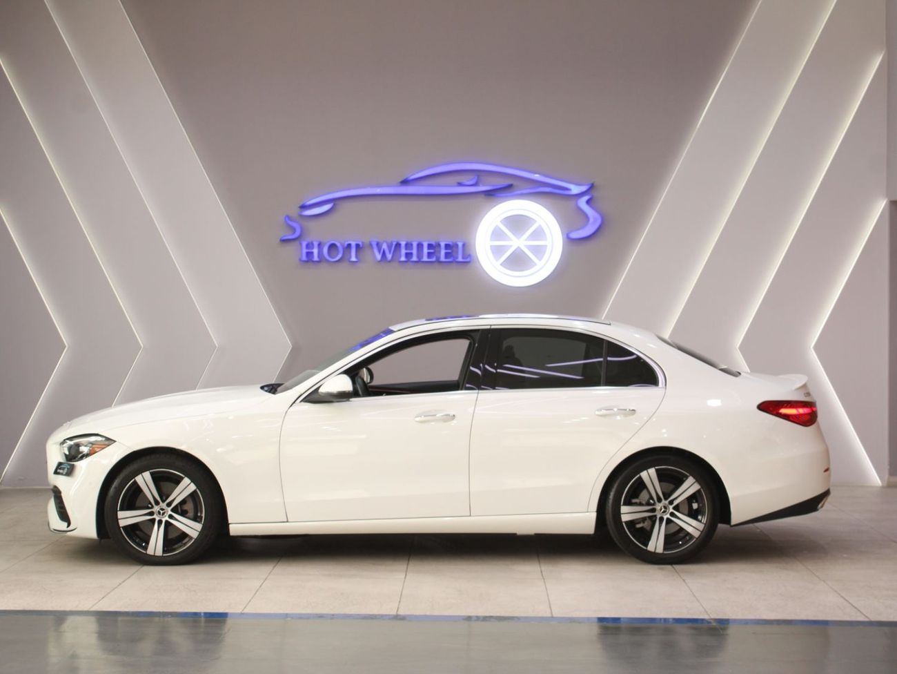 Mercedes-Benz C 300 - 2022, V4 | with Warranty