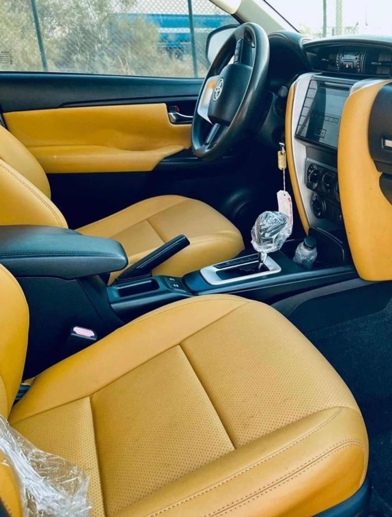 تويوتا فورتونر EXR 2.7L (160 HP) Toyota fortuner V4 2017  2.7