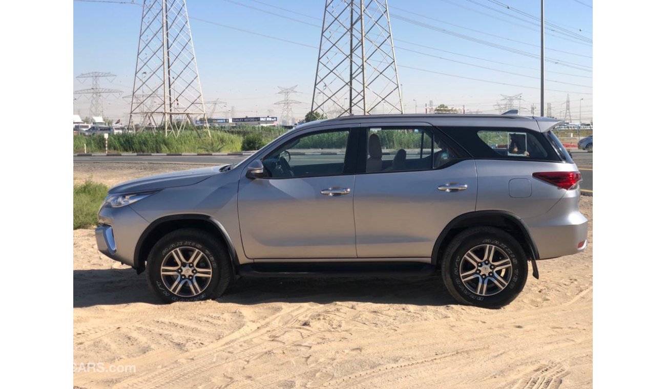 Toyota Fortuner 2.7l, DVD, REAR, CAMERA, ALLOY WHEELS, FOG LIGHTS, PREMIUM LEATHER SEATS, LOT-673