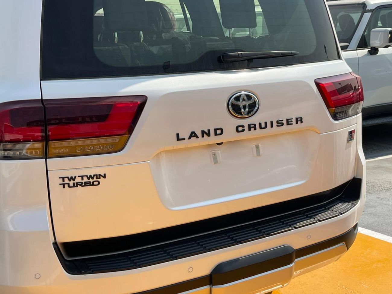 تويوتا لاند كروزر Toyota Land Cruiser GR-S 3.3L DIESEL 2025