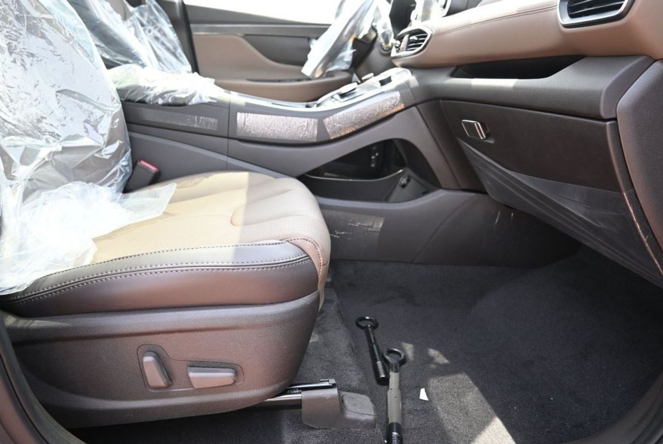 هيونداي سانتا في هيونداي سانتا في 2.5 لتر بنزين ، دفع رباعي ، دفع أمامي ، 5 أبواب ، مقاعد كهربائية أمامية ، سقف بانور