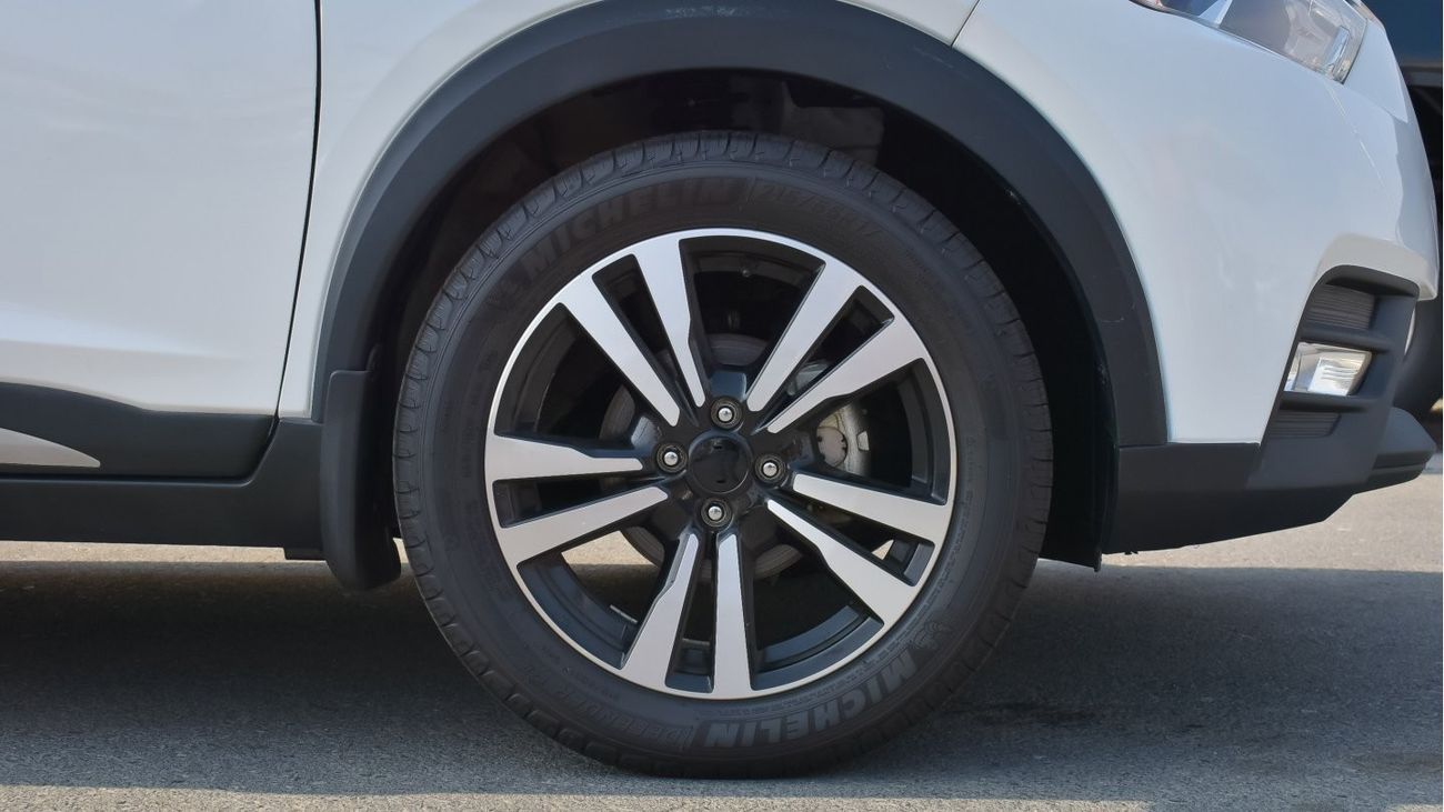 نيسان كيكس SR