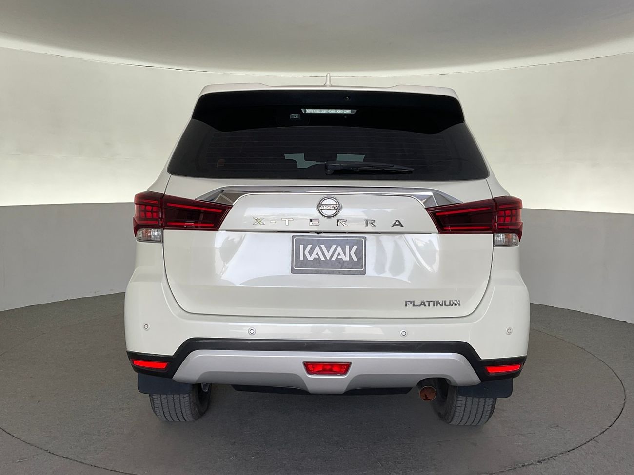 نيسان إكستيرا Platinum | شامل الضمان | 0 ﺪﻔﻋﺓ ﺃﻮﻟﻯ