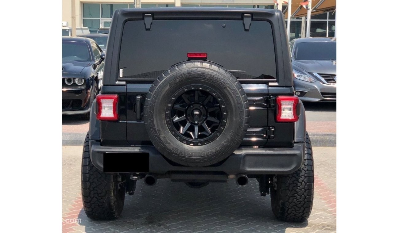 Jeep Wrangler Sport 4 cylinder 2.0L very clean car