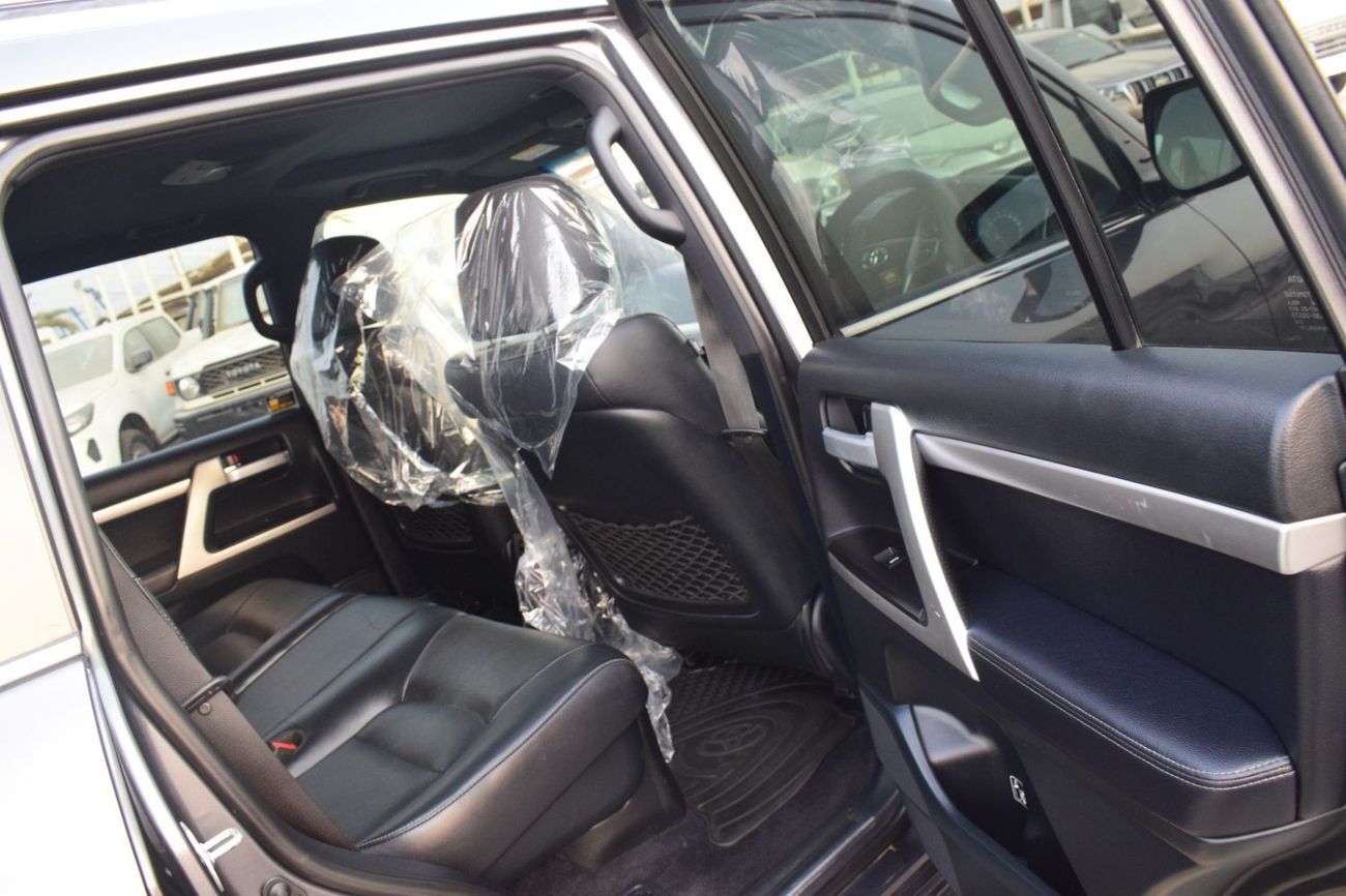 Toyota Land Cruiser 2018 TOYOTA LAND CRUISER  VX V8