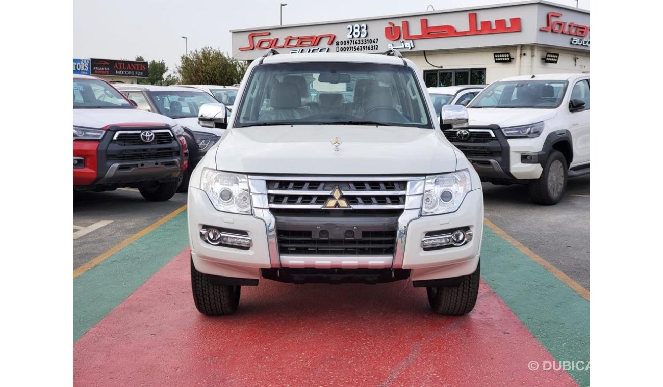 ميتسوبيشي باجيرو GLS 4x4 Automatic 3.8L petrol V6 Gasoline with Leather Seats