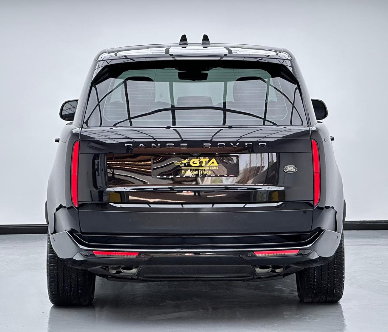 لاند روفر رينج روفر 2023 Range Rover Autobiography P530, 2028 Land Rover Warranty, Land Rover Full Service History, GCC