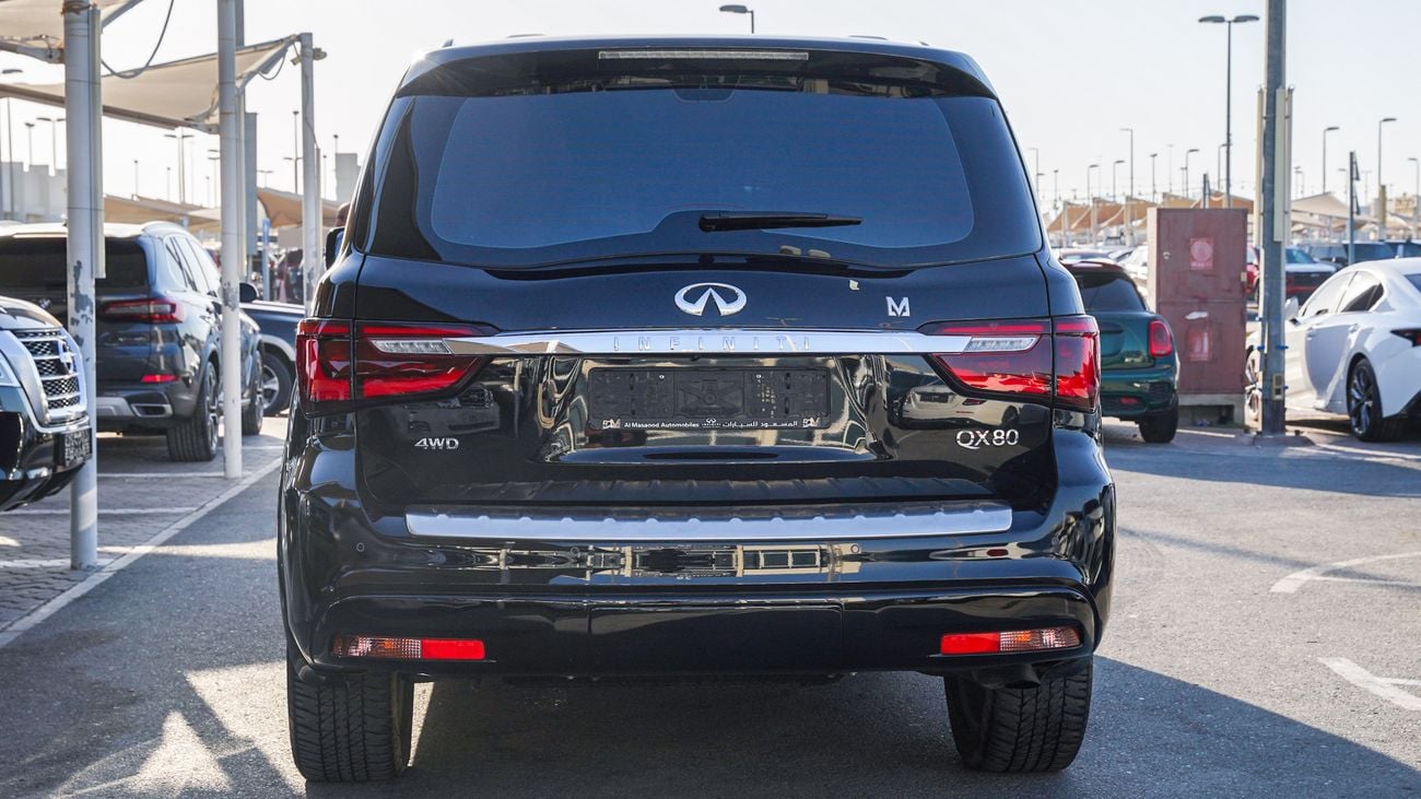 Infiniti QX80