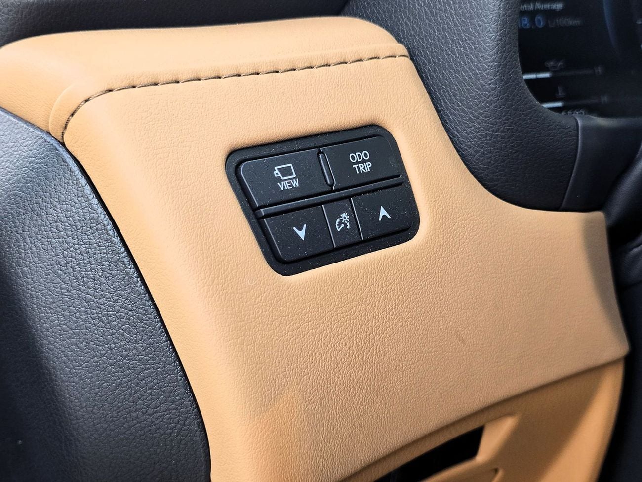 لكزس LX 600 SIGNATURE