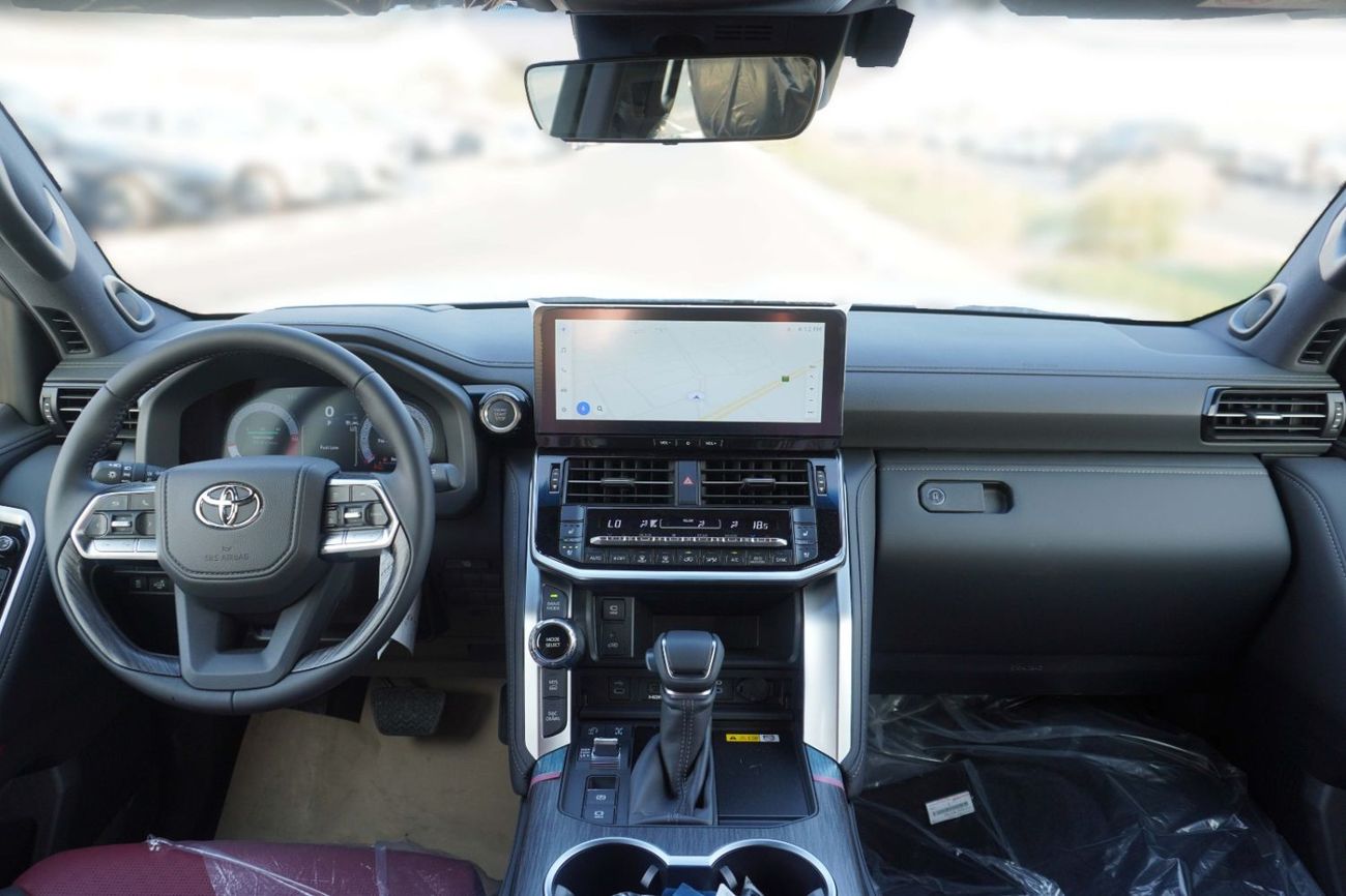 Toyota Land Cruiser TOYOTA LC300 VXR - 3.5L - PET - AT - FULL OPTION - 2026 MY ( YEMEN )