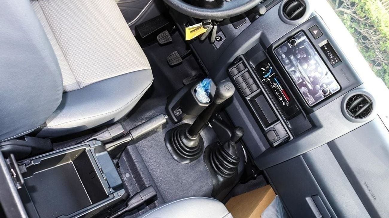 تويوتا لاند كروزر بيك آب LC79 4.2L Diesel 6-Cylinder 2025YM [Open Destination]