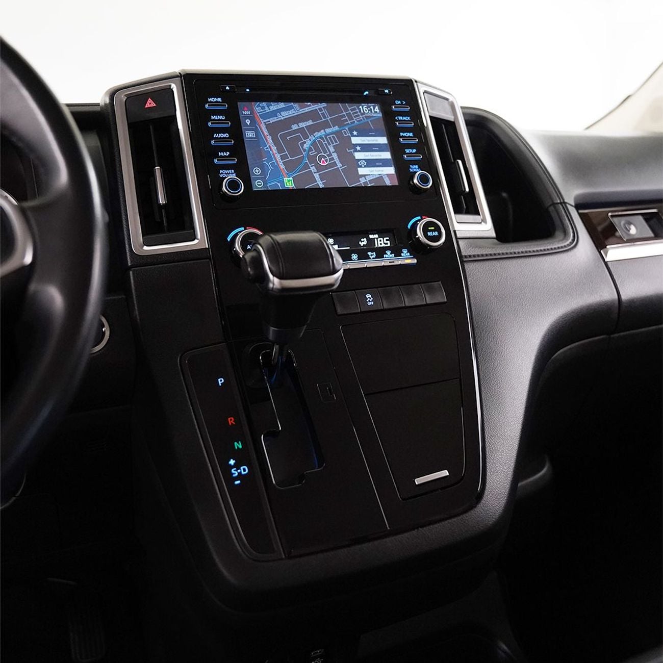 Toyota Granvia 3.5L Premium 2023 Toyota Granvia, Warranty, Captain Seats, Full Options, Low Kms, GCC