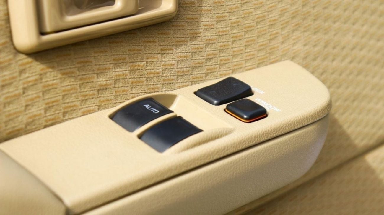 تويوتا لاند كروزر بيك آب SC 2022 | LC 79 - 4.5L V8 DSL M/T SINGLE CAB - POWER WINDOW - EXPORT ONLY