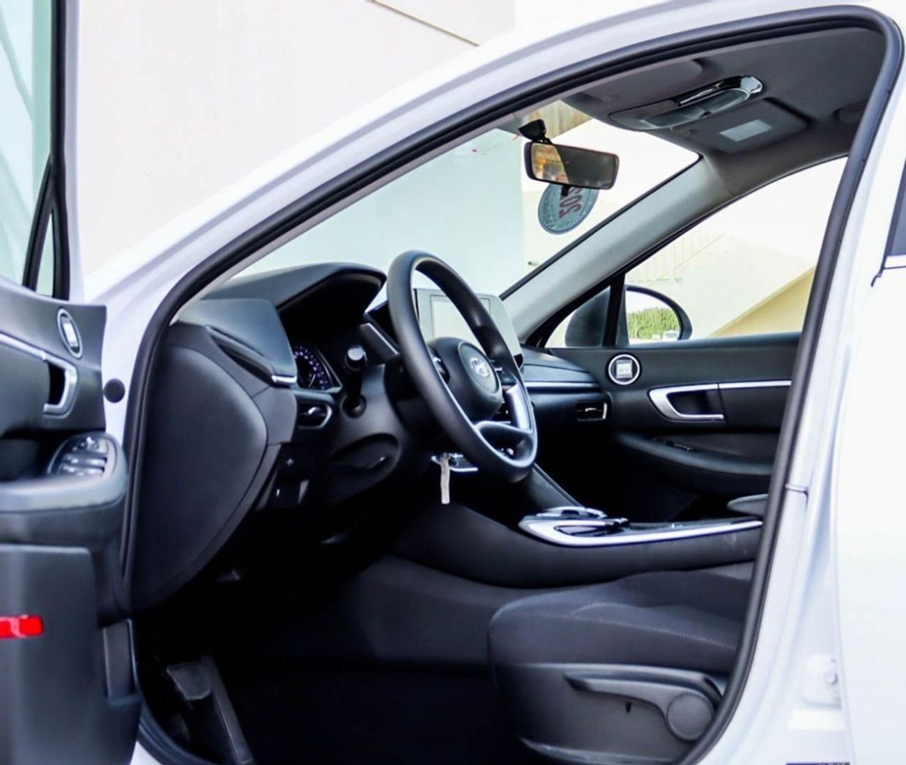 Hyundai Sonata Smart 2.5L Hyundai Sonata 2023 GCC accident-free in excellent condition 1042 P.M