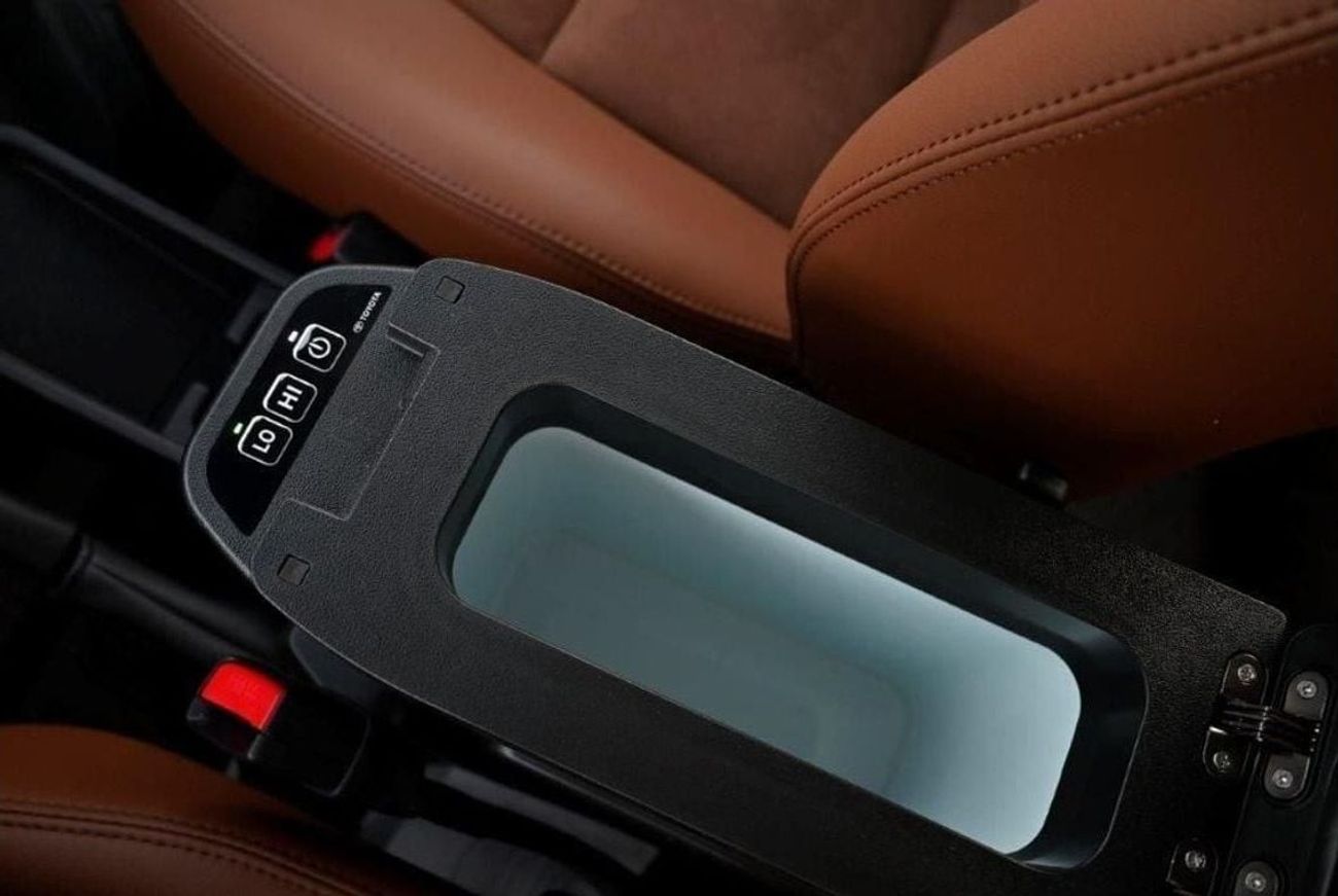 Toyota Land Cruiser 70 2025 TOYOTA LAND CRUISER 71 HARDTOP SDLX V6 4.0L PETROL 4WD AT