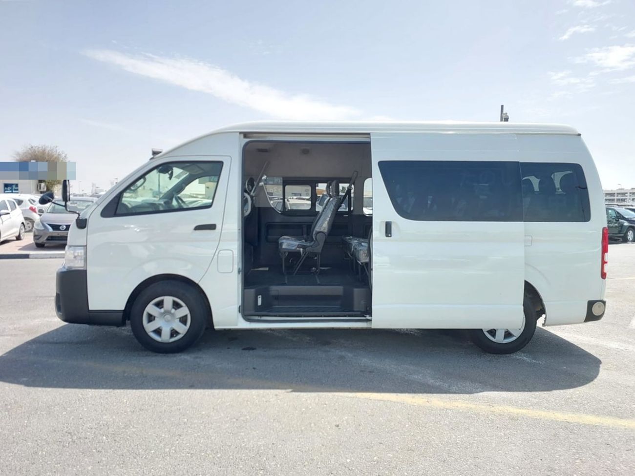 Toyota Hiace TOYOTA HIACE COMMUTER VAN RHD 2019 MODEL 2.7 L PETROL AUTOMATIC(PM06241)