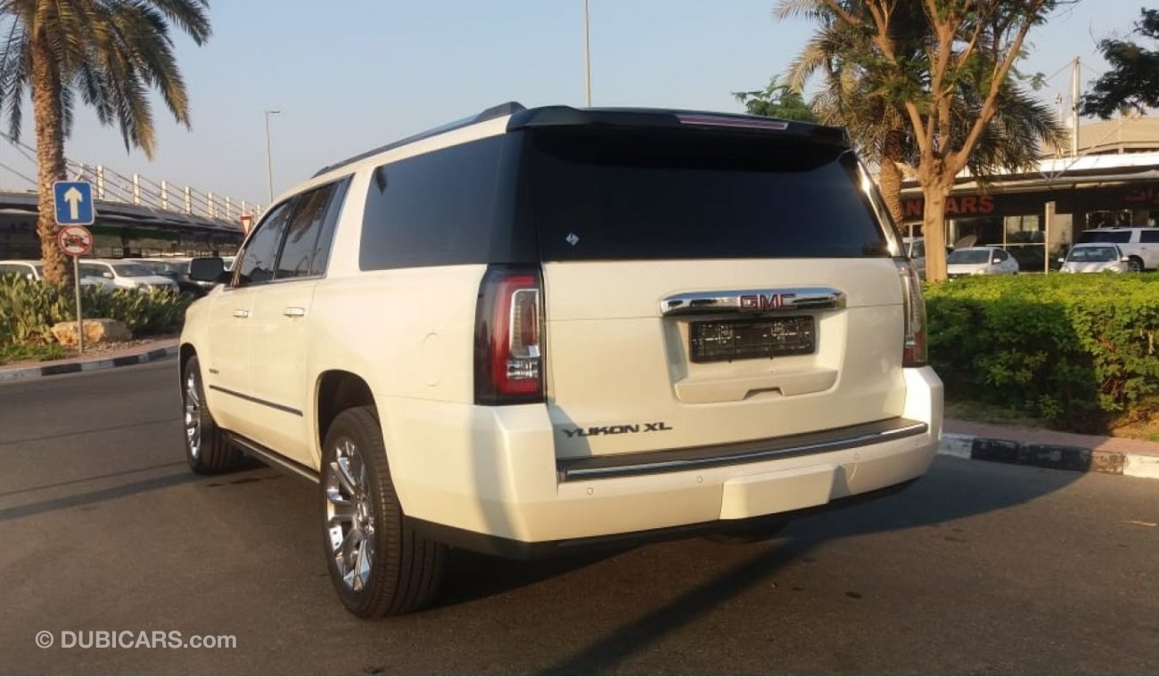 GMC Yukon **2015**