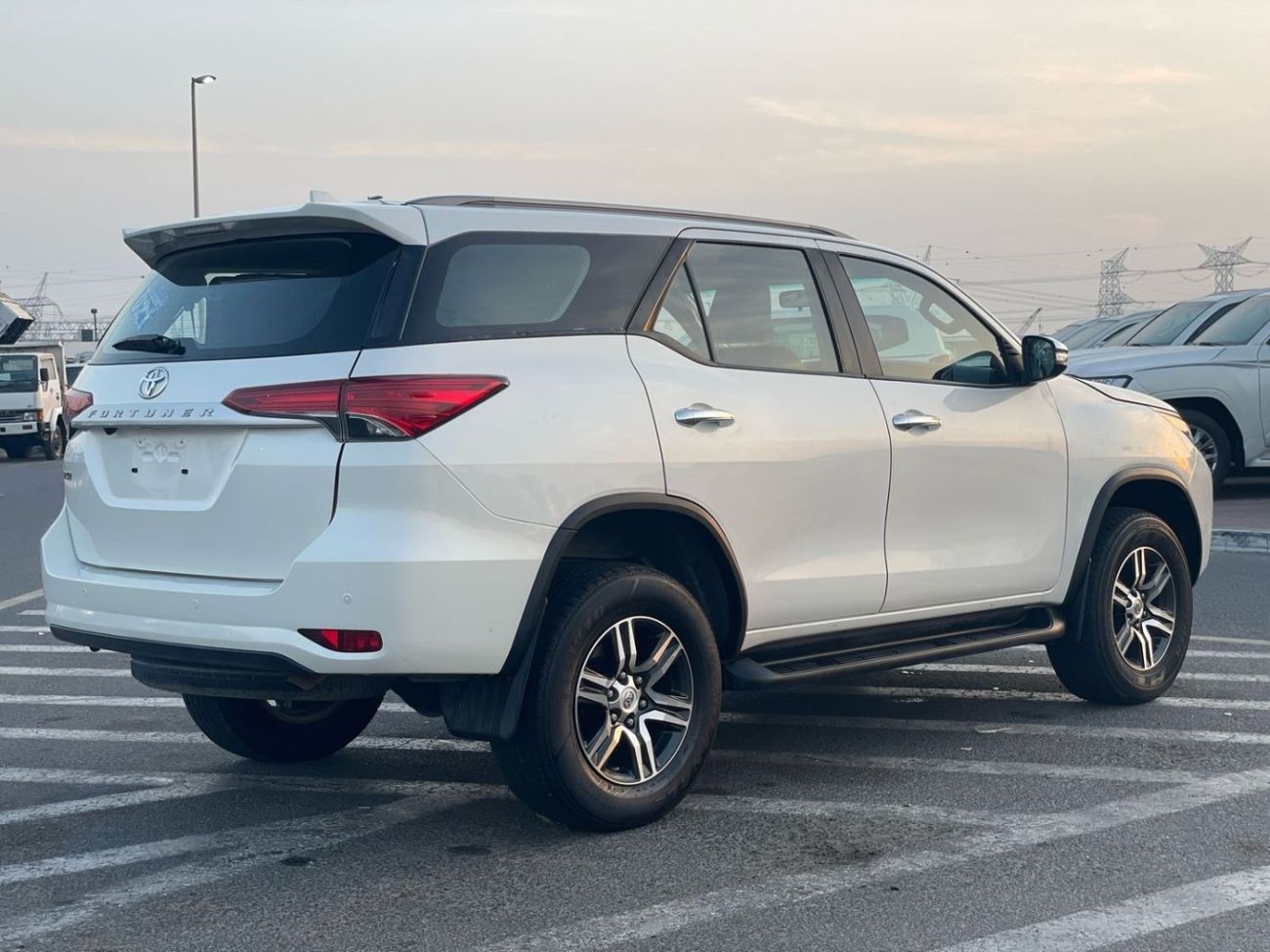 Toyota Fortuner 2022 Toyota Fortuner EXR+ 2.7L V4 - AWD 4x4 - 7 Leather Seats - Rear Cam With Sensor -